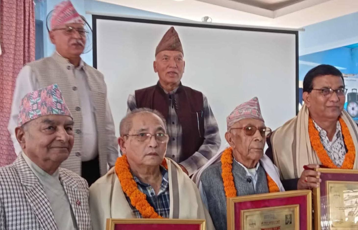 प्रधान, शर्मा र पोखरेललाई भैरव पुरस्कार गुठीद्वारा पुरस्कृत
