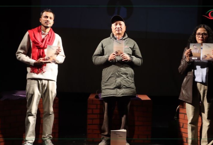 दोस्ताजको ‘एकदिन मानिसहरू फर्कन्छन्’ कविता कृति विमोचन