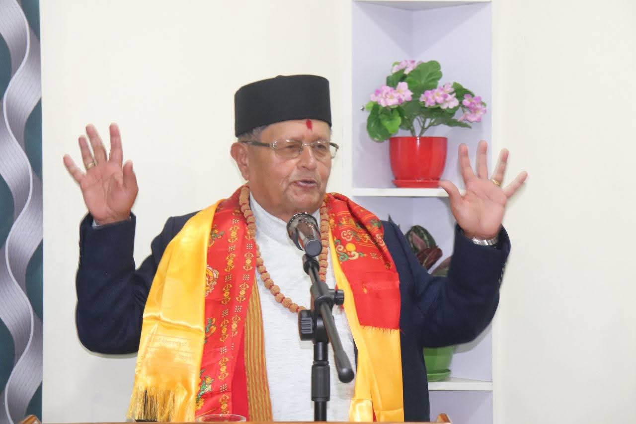 'लीलबहादुर क्षेत्री पुरस्कार' नाम्ची सिक्किमका थिरुप्रसाद नेपाललाई 